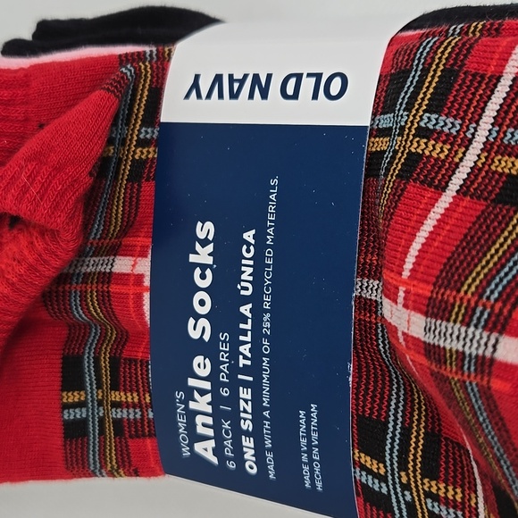NWT Women's Old Navy 6 Pair Assorted Holiday Ankle Socks One Size - Picture 2 of 9